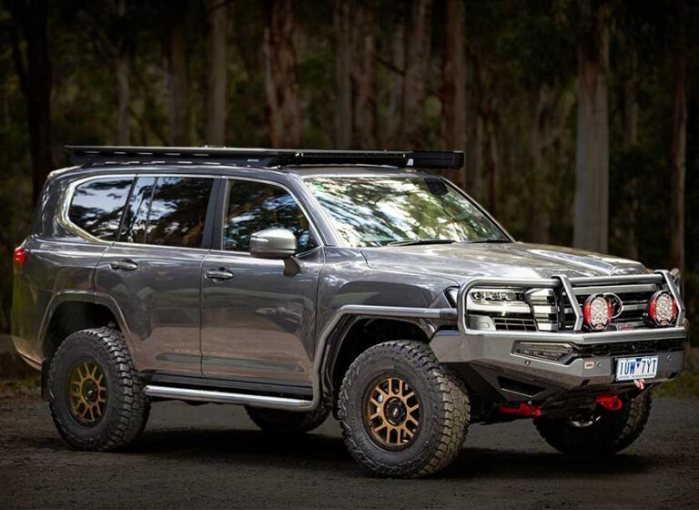 ARB | SIDE STEP & RETURN KIT | LC300 2022